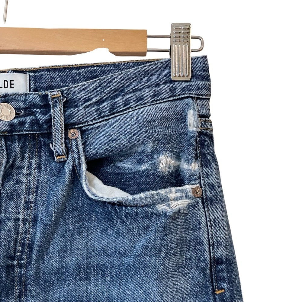 Agolde Riley High Rise Cropped Straight Jeans in Frequency - Picture 8 of 16